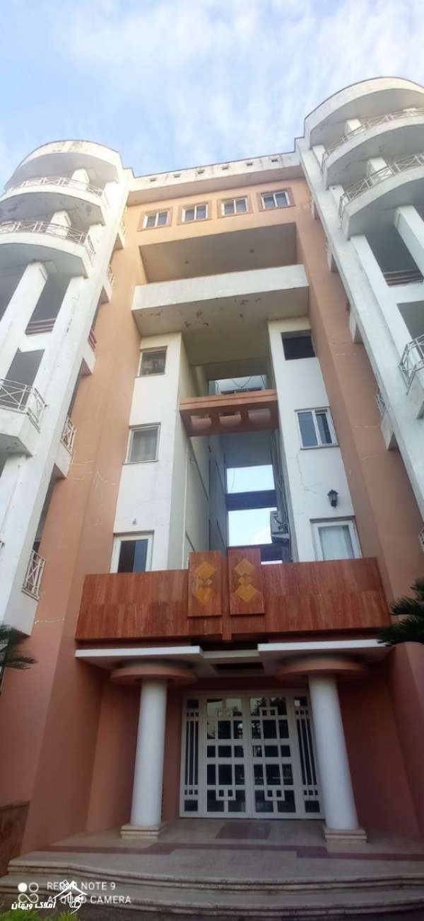 خرید آپارتمان 130 متری در شهرک بهار نارنج محمودآباد