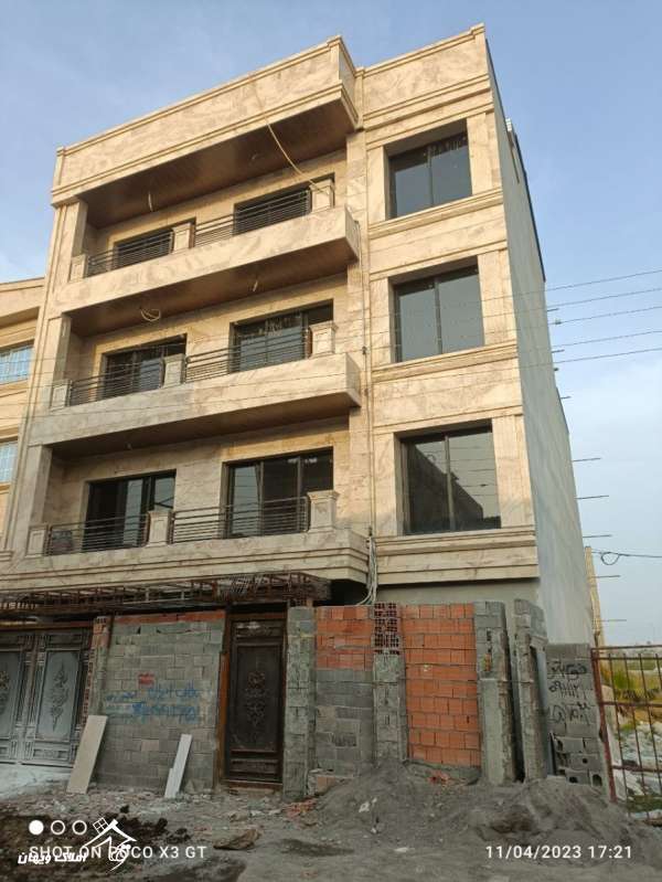 خرید آپارتمان 200 متری در محمود آباد خیابان معلم