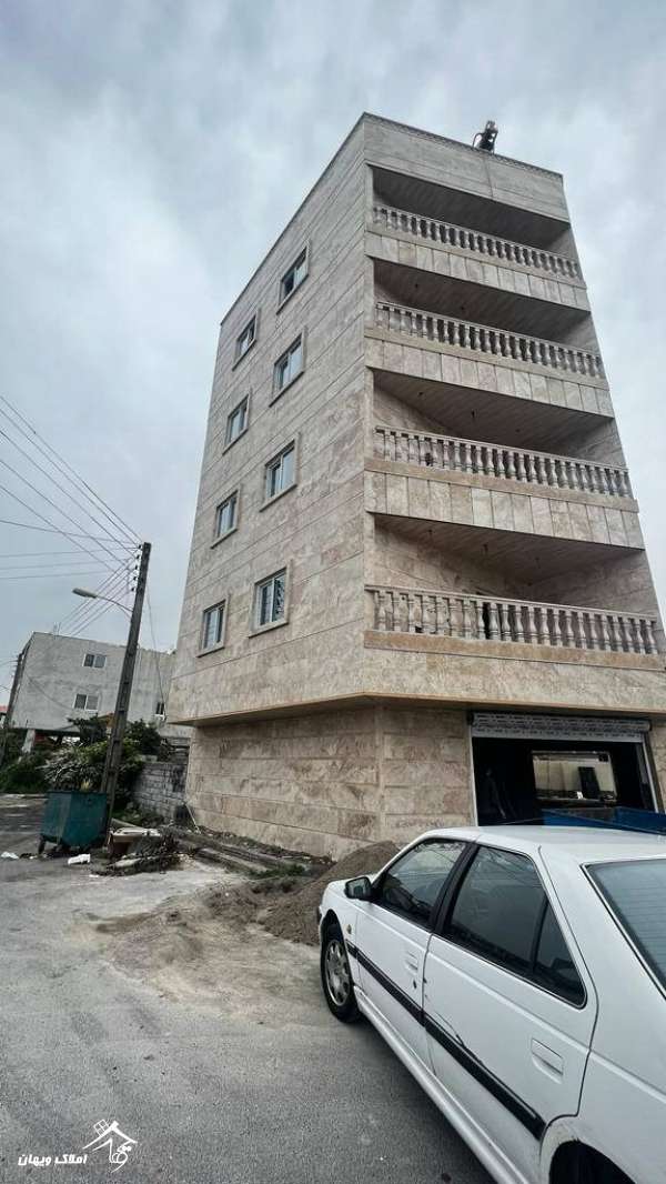 خرید آپارتمان 110 متری در محمود آباد منطقه  خیابان امام