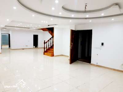 خرید آپارتمان 240 متری در محمود آباد منطقه خیابان معلم