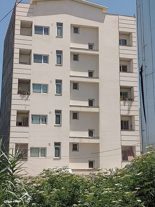 فروش آپارتمان 136 متری 3 خوابه در محمودآباد